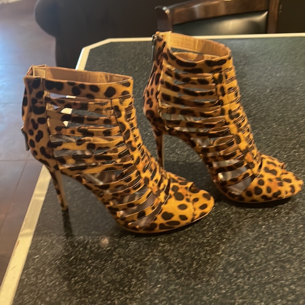 Animal Print Sandals - Picture 2 of 3